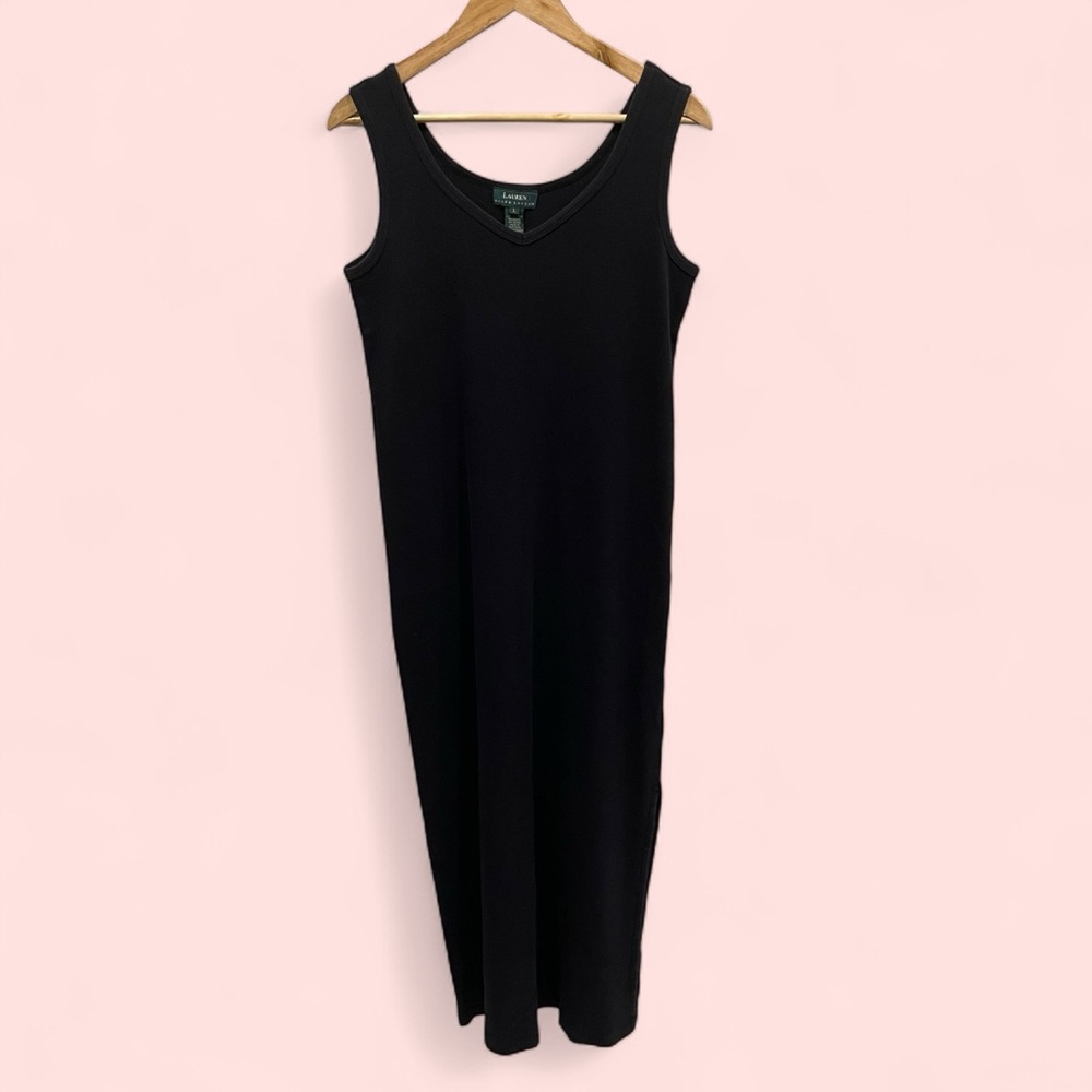 Vintage 90’s-Y2K Ralph Lauren black ribbed maxi dress v neck city cool girl vibe